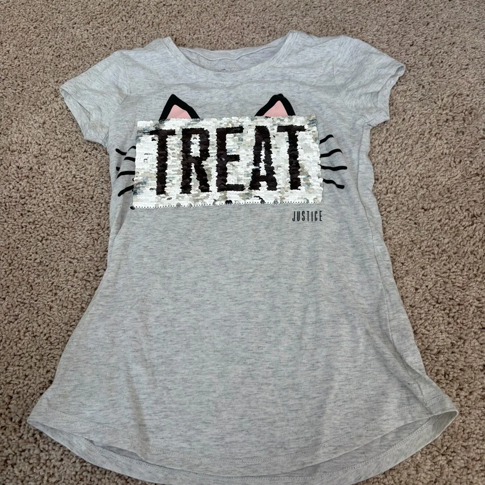 Justice Halloween Girls Trick or Treat Flip Sequins Light Gray Cat Ear T-Shirt